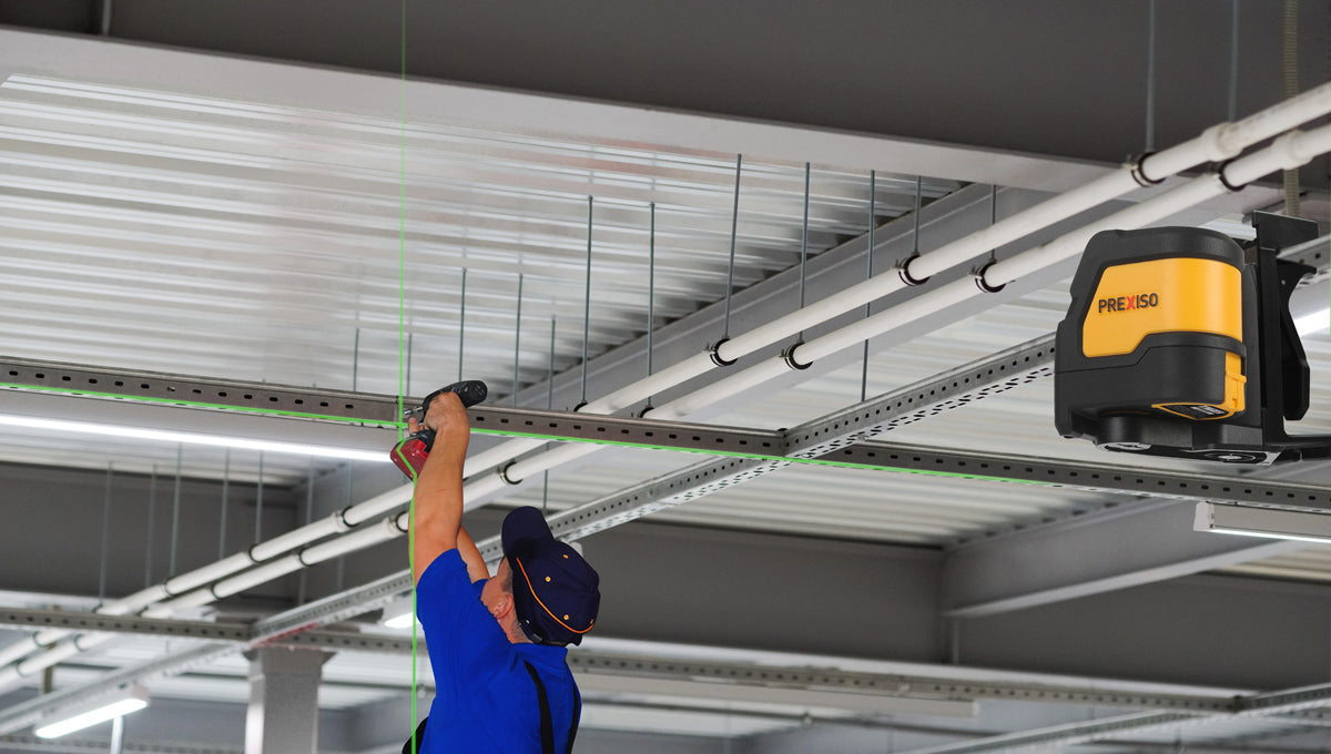 PLC15DG 30m Green Beam Extra Wide Angle Cross Line Laser