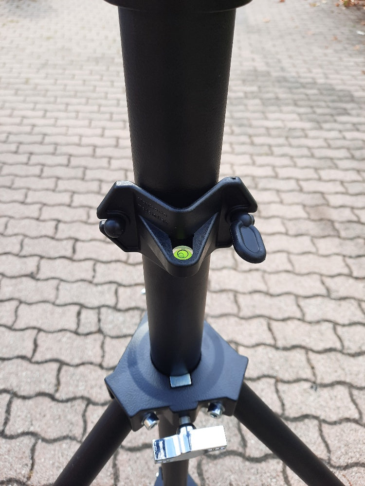 High Telescopic Tripod UPLIFT500